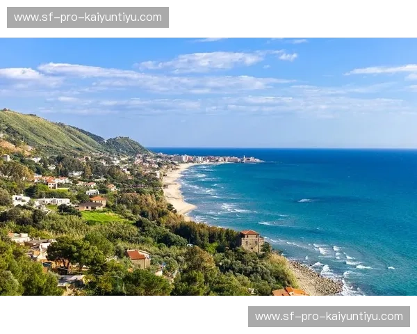 蓝调之争:拉齐奥vs那不勒斯,一场关于灵魂、战术与地中海激情的巅峰较量